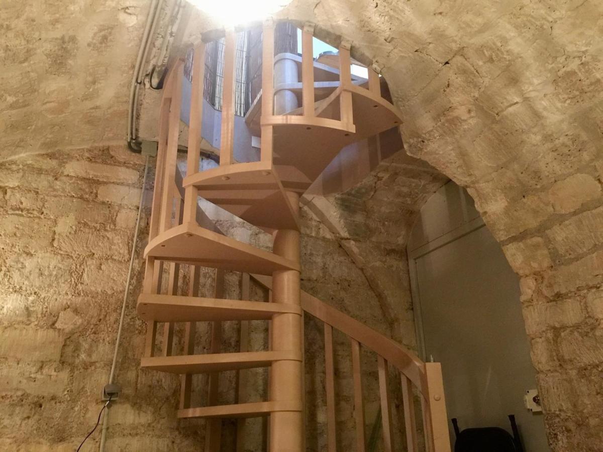 Loft 2 Bedroom Loft Effeil Tower Ac By Lcc Agency Parigi
